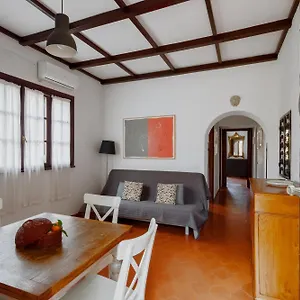 Borgo Pio Apartment