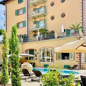Hotel La Pigna ***