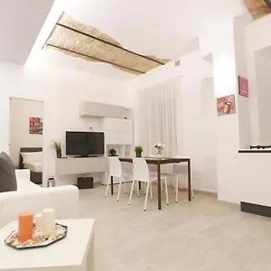 Appartamento Laterano 250 - Colosseo, Roma