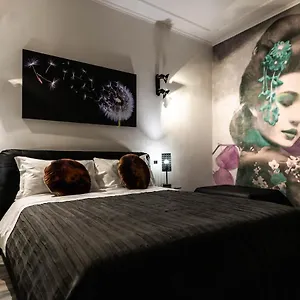 Trevi & Pantheon Design רומא