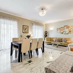 J.n.d.holidays Apartment