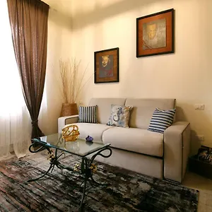 https://la-piccola-atene.it-tuscanyhotel.com
